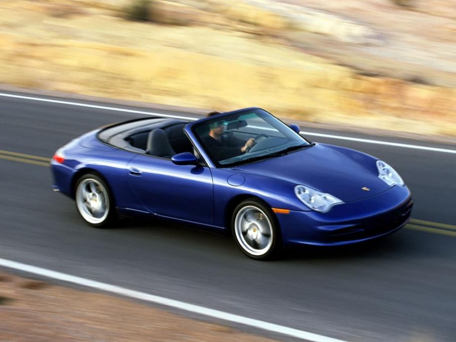 Porsche 911 Carrera Cabriolet 2003 года  (фото 12 из 14)